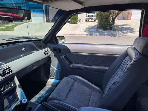 Used 1992 Ford Mustang GT RWD image 11