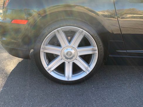 Used 2006 Chrysler Crossfire Limited image 11