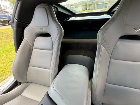 Used 2015 Chevrolet Corvette Stingray Coupe w/ 3LT Preferred Equipment Group image 21