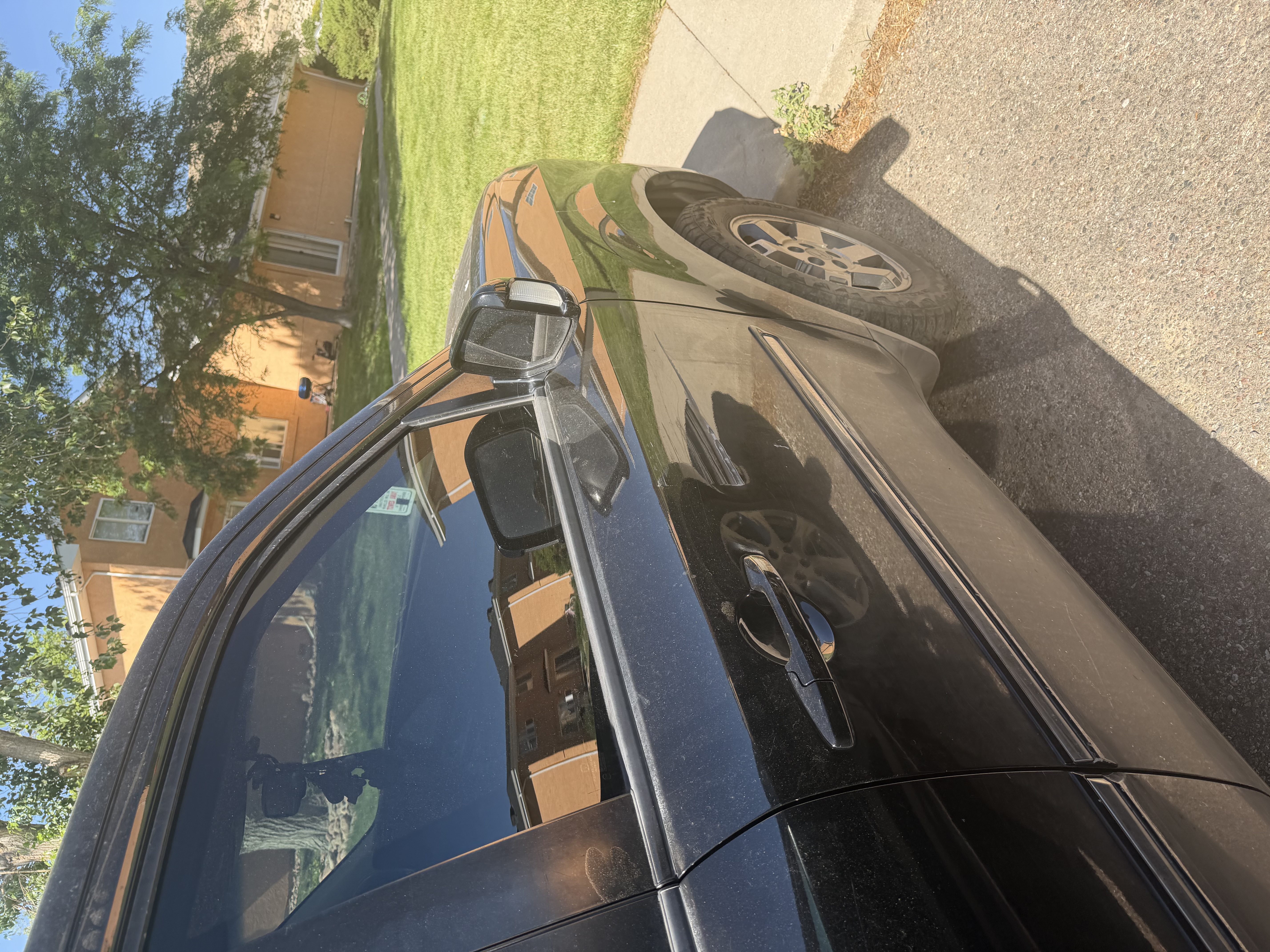 Used 2011 Honda Pilot Touring image 2