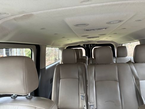 Used 2016 Nissan NV 3500 SL image 13