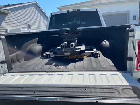 Used 2018 RAM 3500 Laramie AWD/4WD image 6