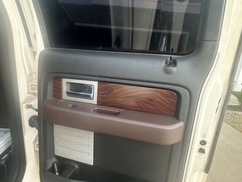 Used 2009 Ford F150 Platinum image 12