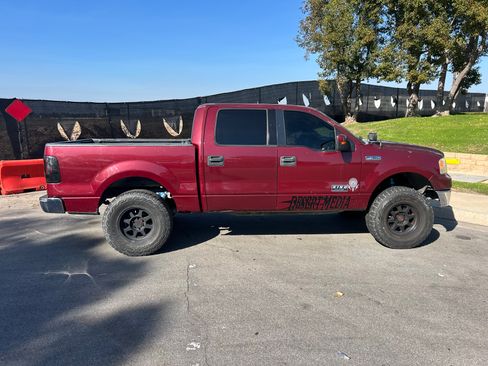 Used 2005 Ford F150 XLT image 5