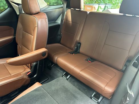 Used 2021 Chevrolet Traverse High Country w/ LPO, Floor Liner Package AWD/4WD image 11