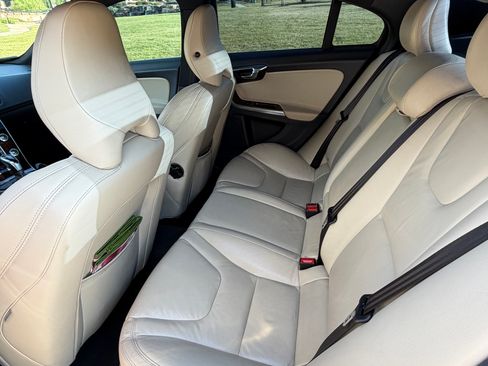 Used 2015 Volvo S60 T6 Premier Plus image 13