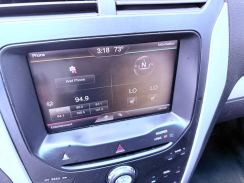 Used 2011 Ford Explorer XLT w/ 202A Rapid Spec Order Code FWD image 12