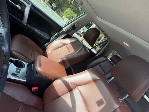 Used 2024 Toyota 4Runner Limited AWD/4WD image 9