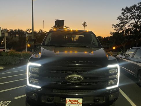 Used 2024 Ford F250 Lariat w/ Lariat Ultimate Package image 2