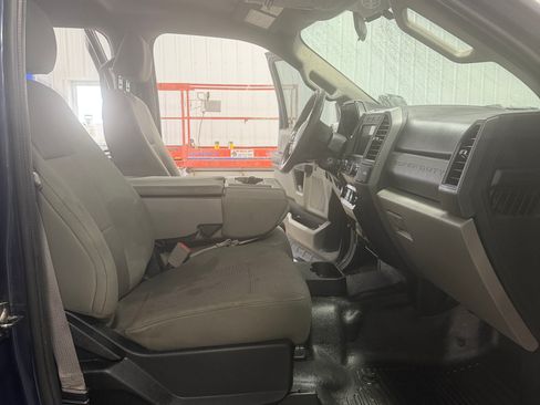 Used 2019 Ford F250 XL w/ STX Appearance Package image 12