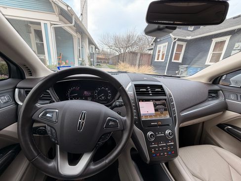 Used 2019 Lincoln MKC Reserve w/ MKC Technology Package image 10