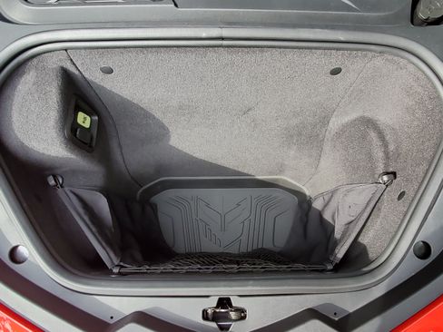 Used 2020 Chevrolet Corvette Stingray Preferred Cpe w/ 2LT Preferred Equipment Group RWD image 22