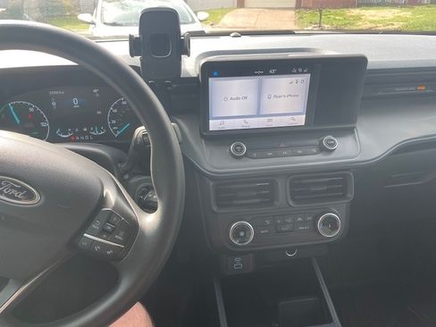 Used 2024 Ford Maverick XL image 10