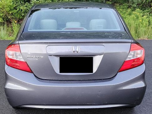 Used 2012 Honda Civic LX image 2