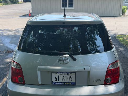 Used 2006 Scion xA FWD image 5