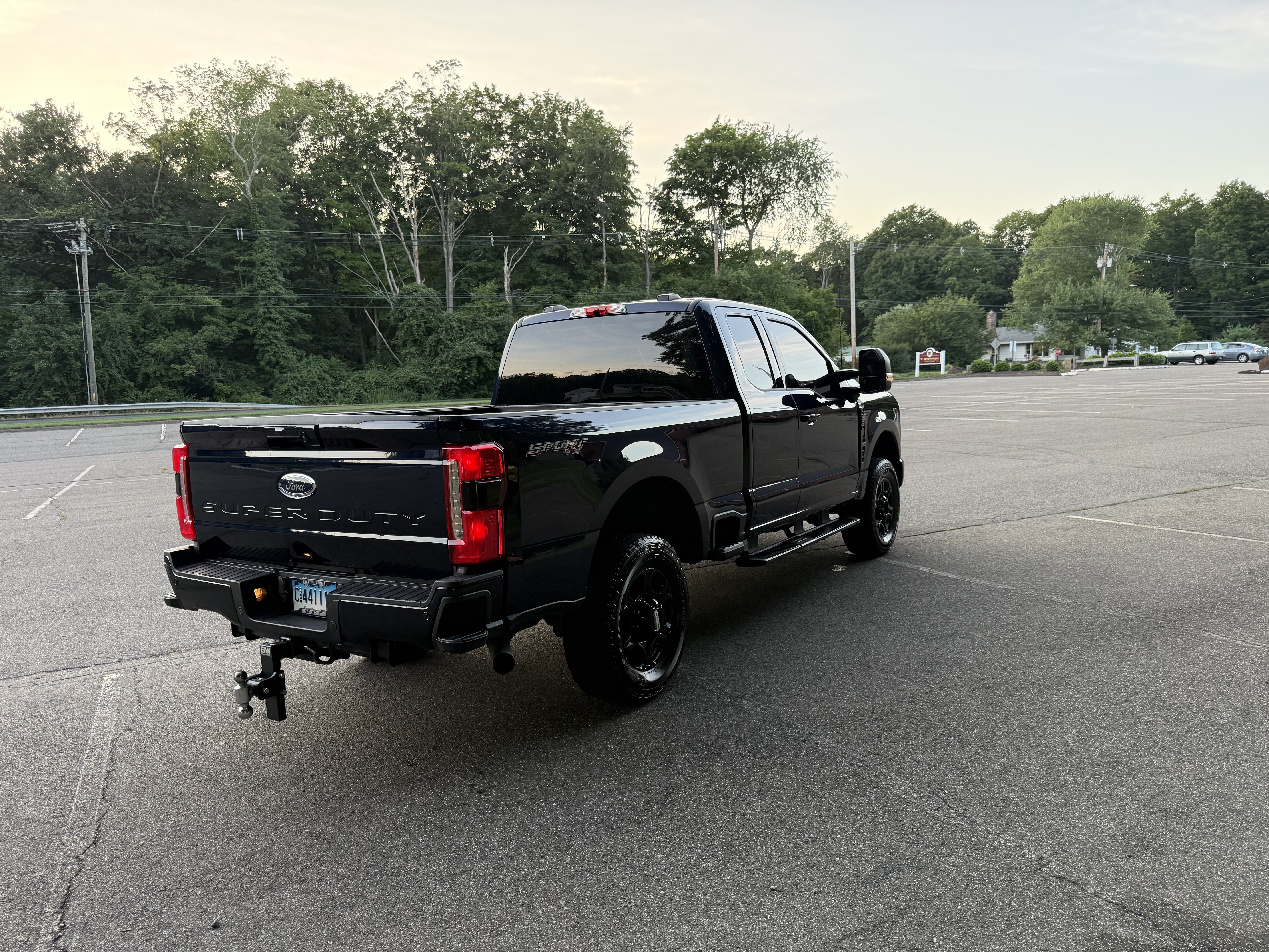 Used 2024 Ford F250 XLT w/ XLT Premium Package AWD/4WD image 5