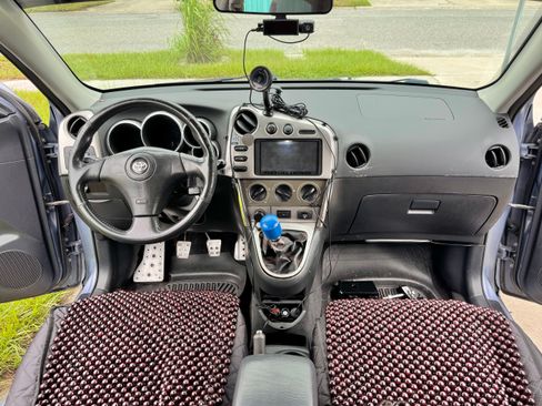 Used 2004 Toyota Matrix XRS image 13