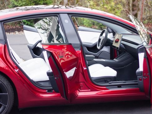 Used 2024 Tesla Model 3 Performance image 16