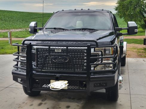 Used 2022 Ford F350 Lariat w/ Chrome Package AWD/4WD image 8