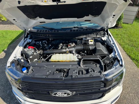 Used 2025 Ford F150 Platinum w/ Equipment Group 702A High AWD/4WD image 30