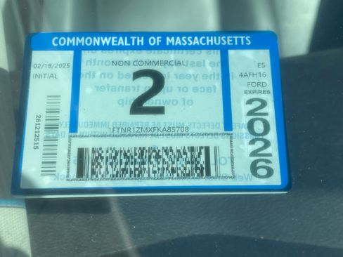 Used 2015 Ford Transit 250 130 Low Roof image 16