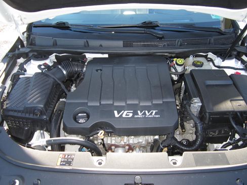 Used 2016 Buick LaCrosse Leather w/ Experience Buick Package FWD image 10