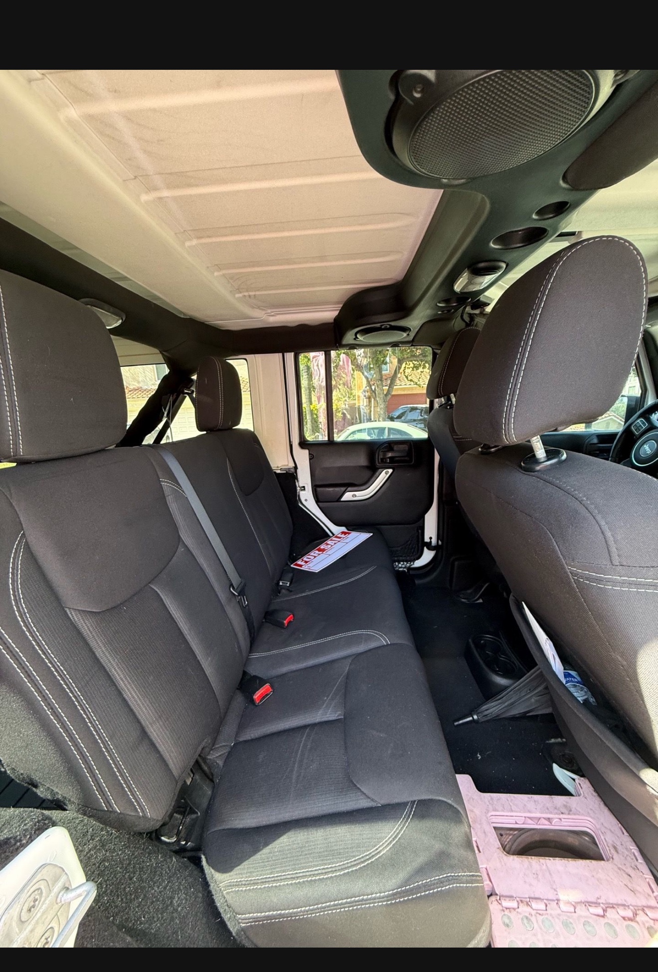 Used 2013 Jeep Wrangler Unlimited Sahara w/ Connectivity Group AWD/4WD image 5
