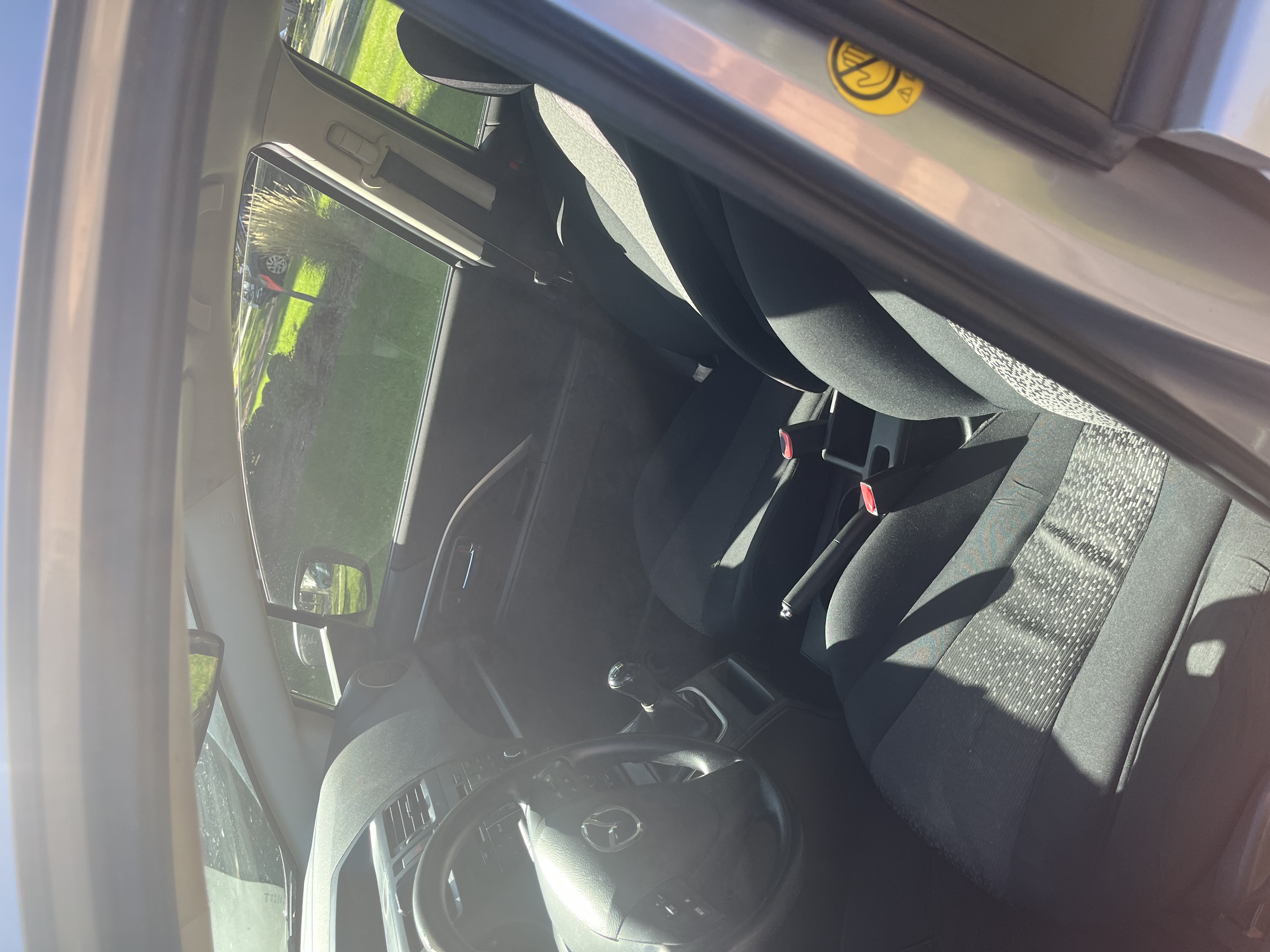 Used 2012 MAZDA MAZDA5 Sport FWD image 5