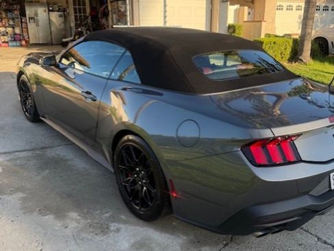 Used 2024 Ford Mustang GT Premium w/ GT Performance Package image 10