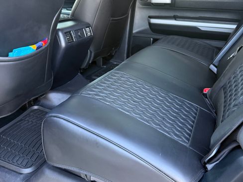 Used 2016 Toyota Tundra SR5 image 4