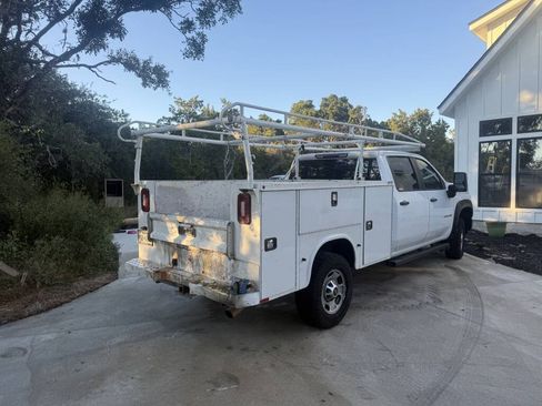 Used 2021 Chevrolet Silverado 2500 W/T w/ WT Convenience Package image 4
