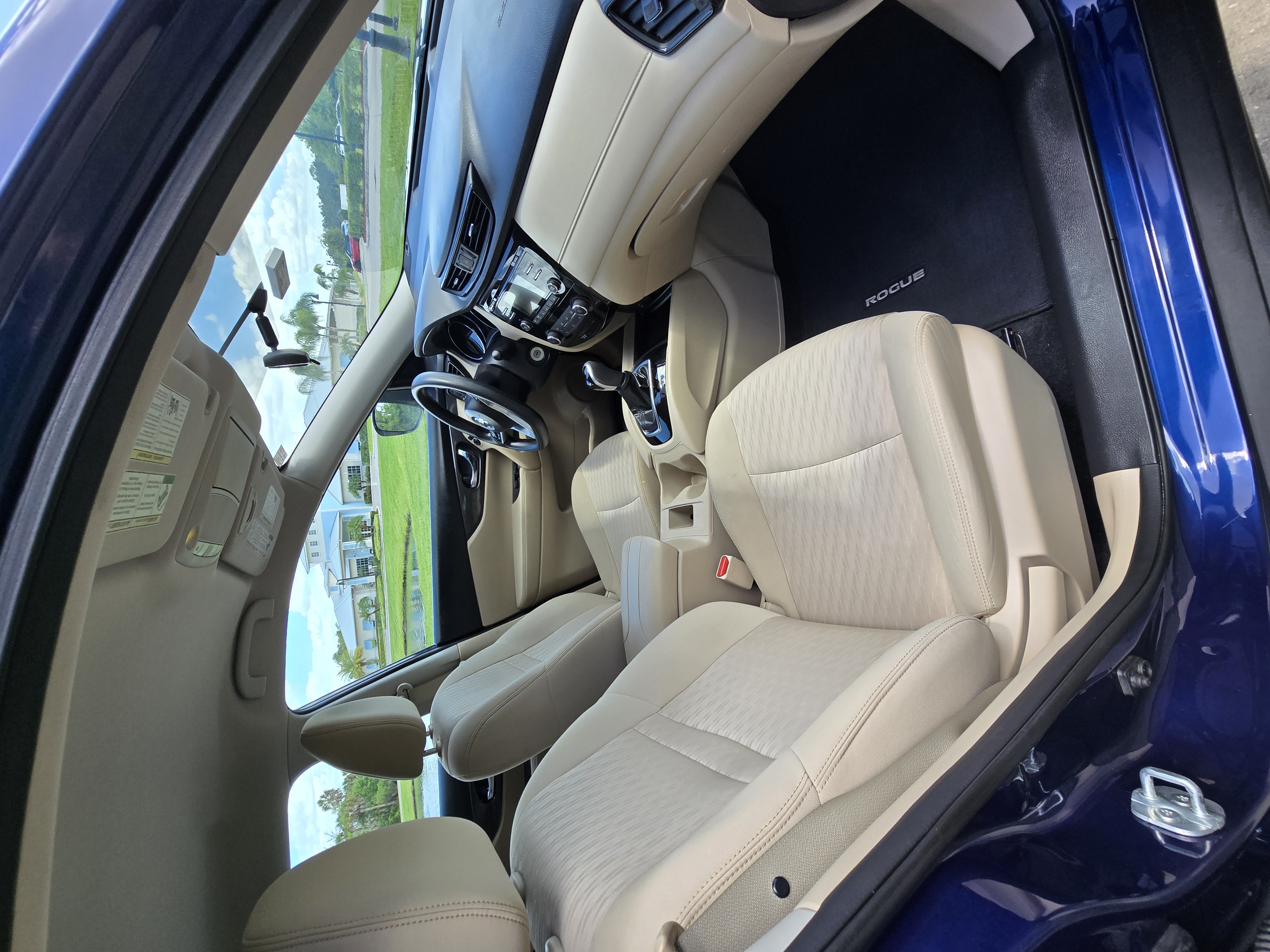 Used 2017 Nissan Rogue S AWD/4WD image 15