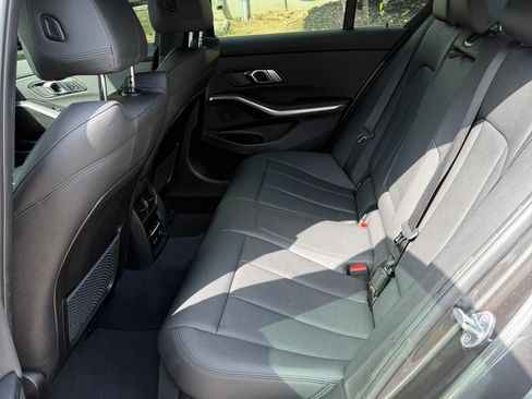 Used 2020 BMW 330i xDrive Sedan w/ Convenience Package image 15