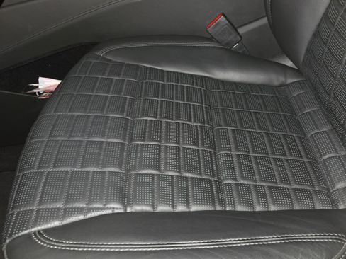 Used 2023 Cadillac Escalade Sport Platinum w/ LPO, ONYX Package image 10