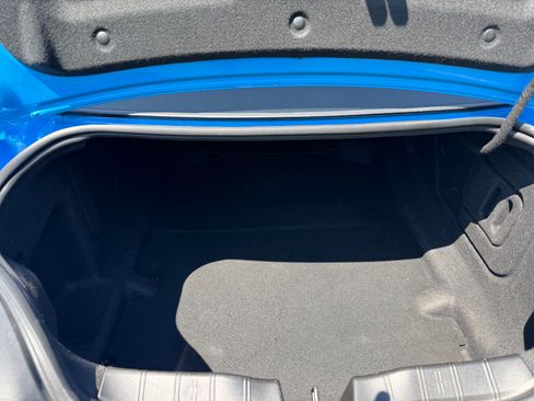 Used 2022 Chevrolet Camaro SS RWD image 17