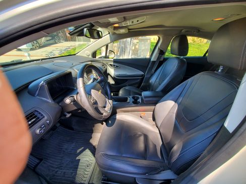 Used 2013 Chevrolet Volt Premium w/ Premium Trim Package image 14