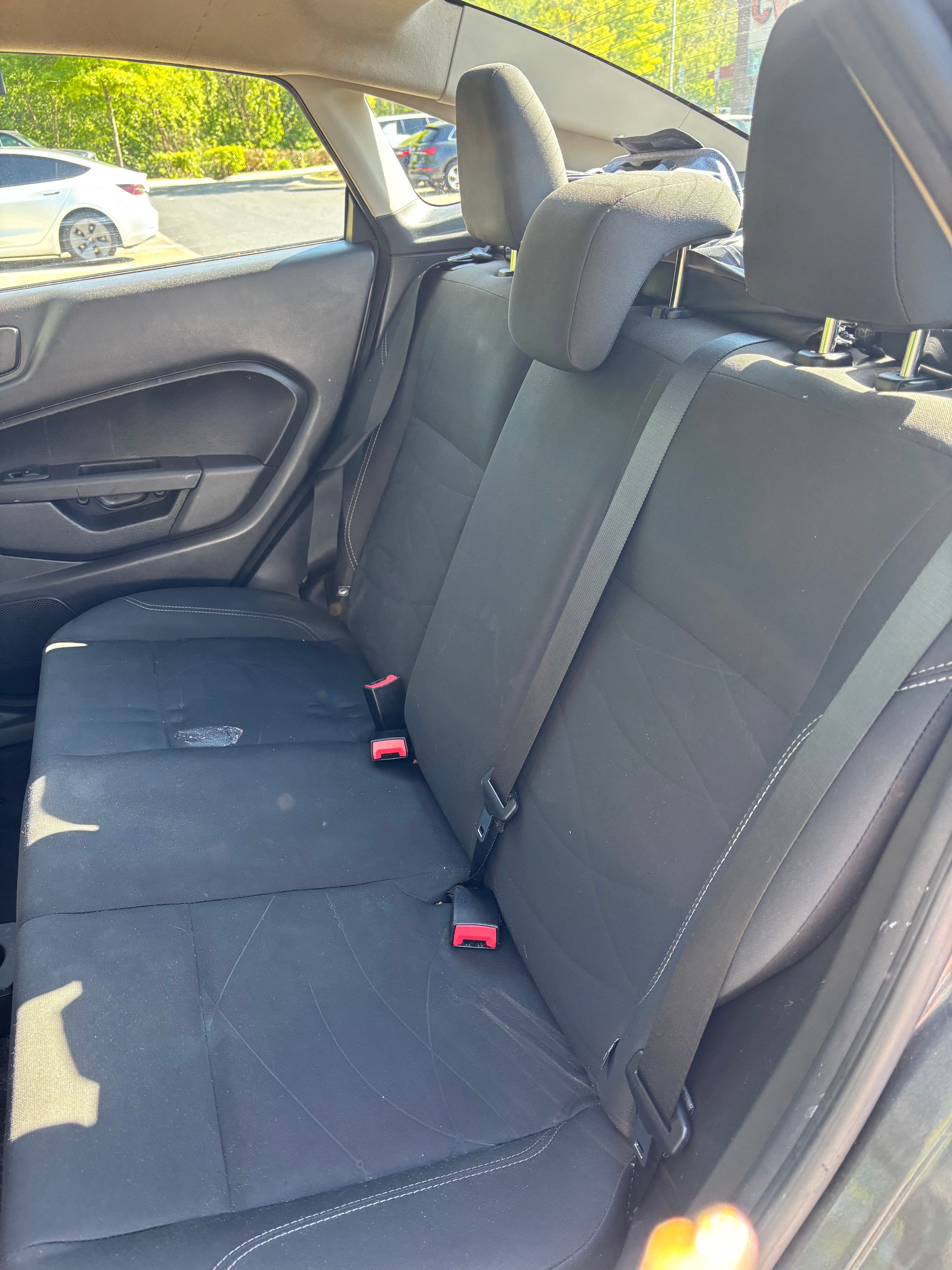 Used 2017 Ford Fiesta SE FWD image 17