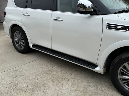 Used 2021 INFINITI QX80 Luxe w/ Cargo Package image 4