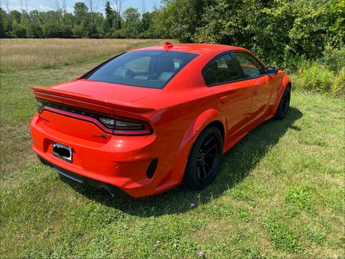 Used 2022 Dodge Charger SRT Hellcat image 8