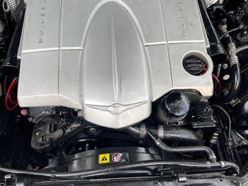 Used 2005 Chrysler Crossfire Limited image 9