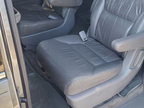 Used 2009 Honda Odyssey Touring image 6