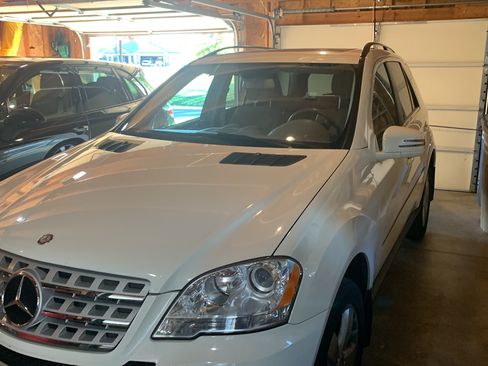 Used 2011 Mercedes-Benz ML 350 4MATIC image 9