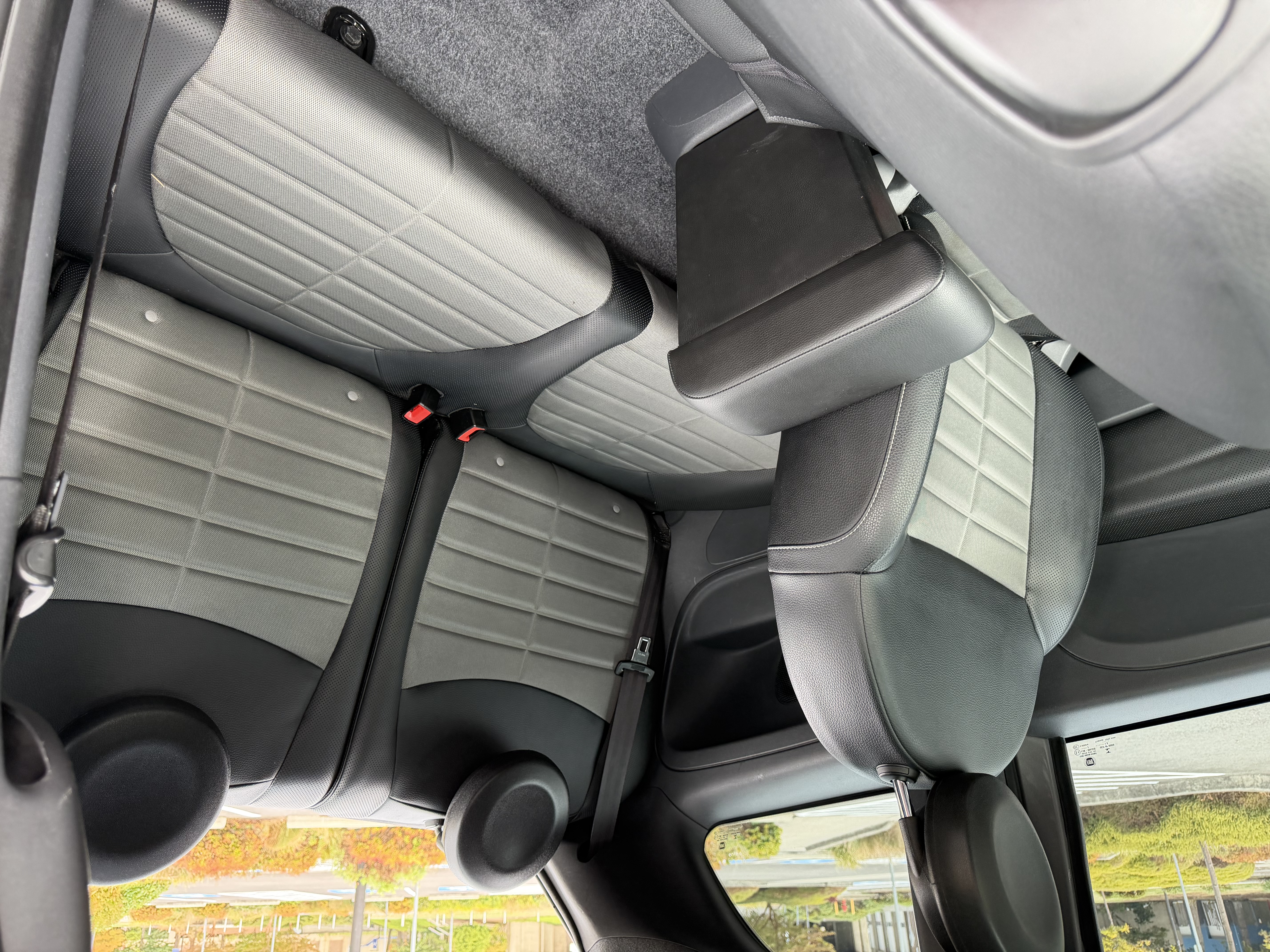 Used 2013 FIAT 500 Turbo w/ Beats Audio Pkg FWD image 18
