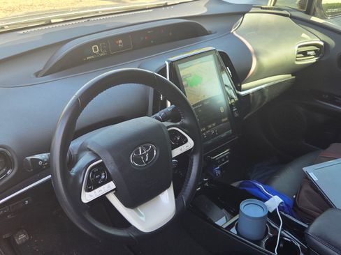 Used 2019 Toyota Prius Prime Premium w/ Carpet Mat Package FWD image 5