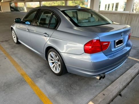 Used 2011 BMW 328i xDrive Sedan image 6