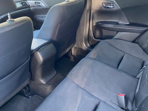 Used 2014 Honda Accord LX image 8