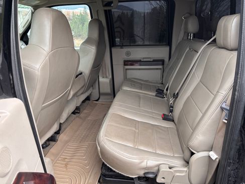 Used 2008 Ford F350 Lariat image 16