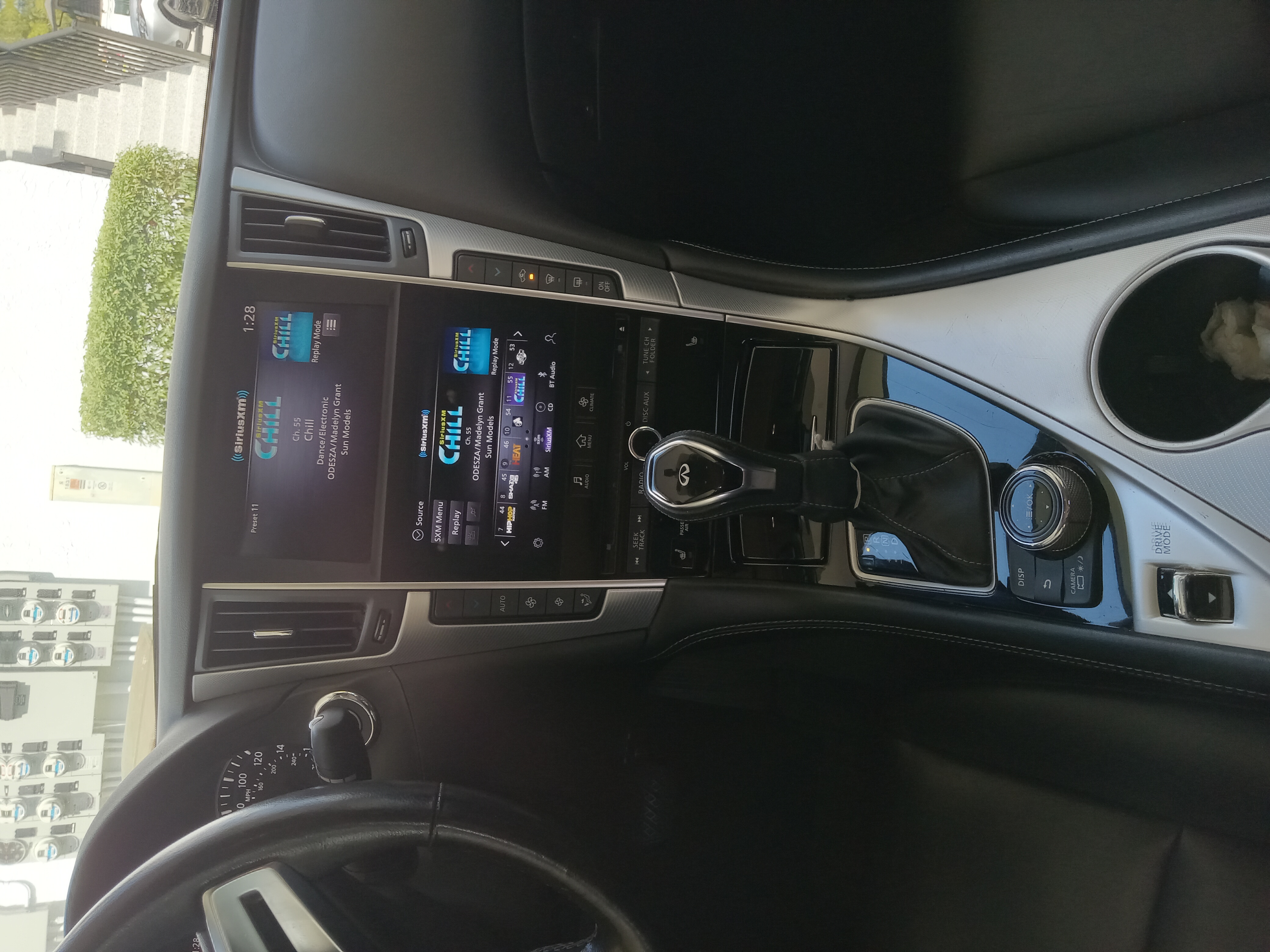 Used 2021 INFINITI Q50 Luxe RWD image 9