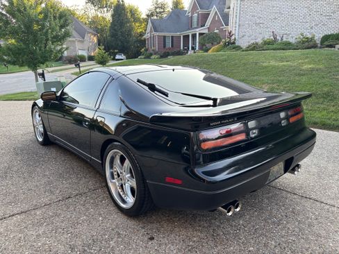 Used 1995 Nissan 300ZX Hatchback RWD image 12