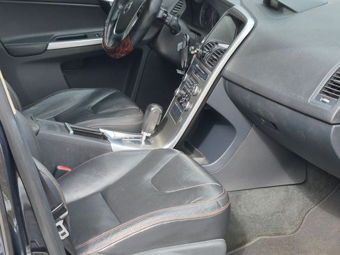 Used 2011 Volvo XC60 3.2 image 5